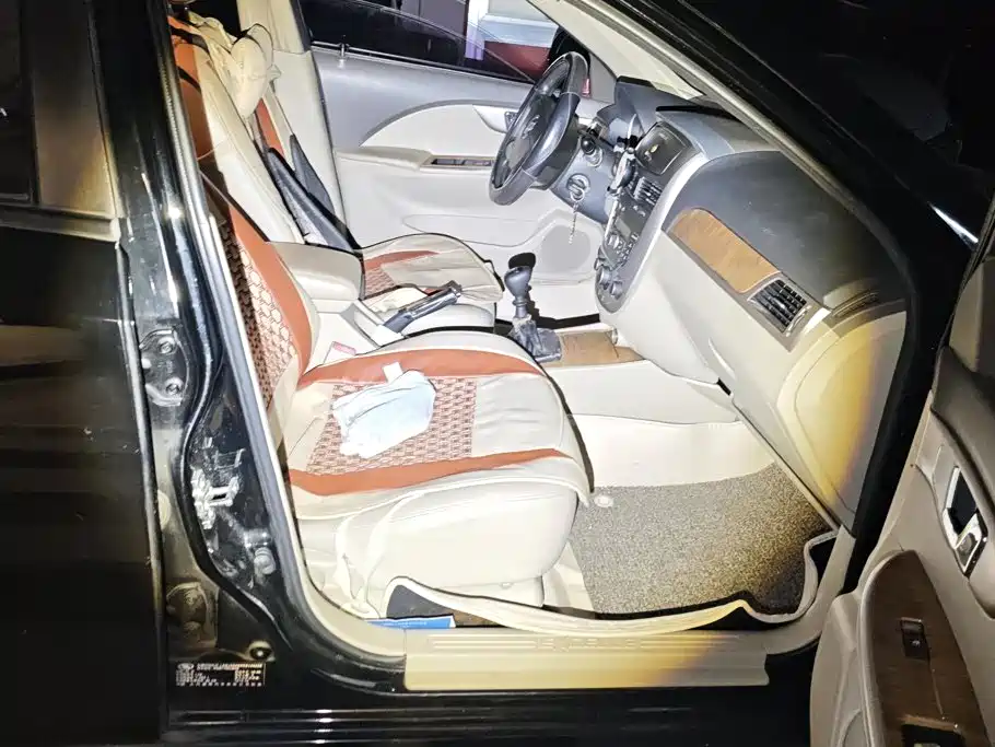 Buick Excelle — миниатюра 8