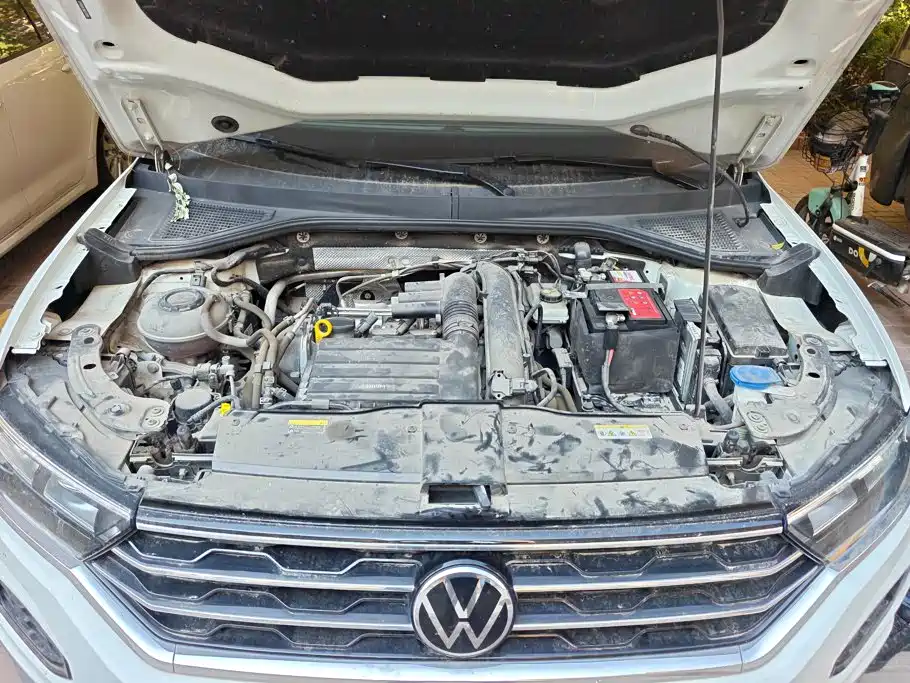 Volkswagen T-Roc — миниатюра 10