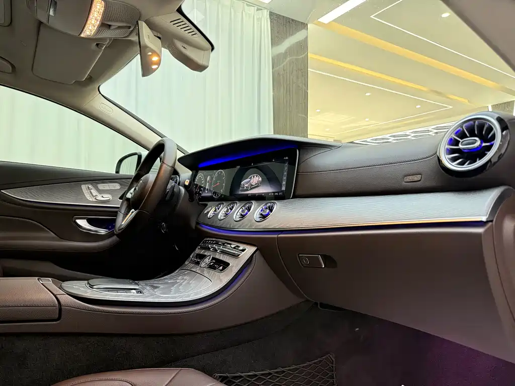 Mercedes-Benz CLS — миниатюра 13