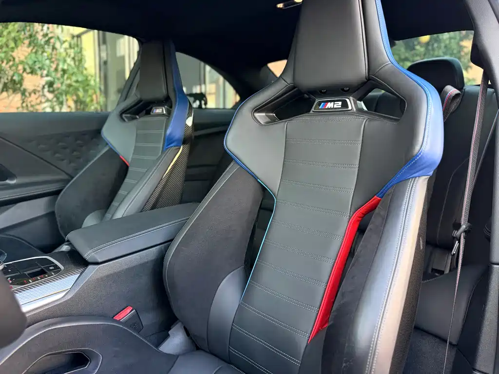 BMW M2 — миниатюра 8