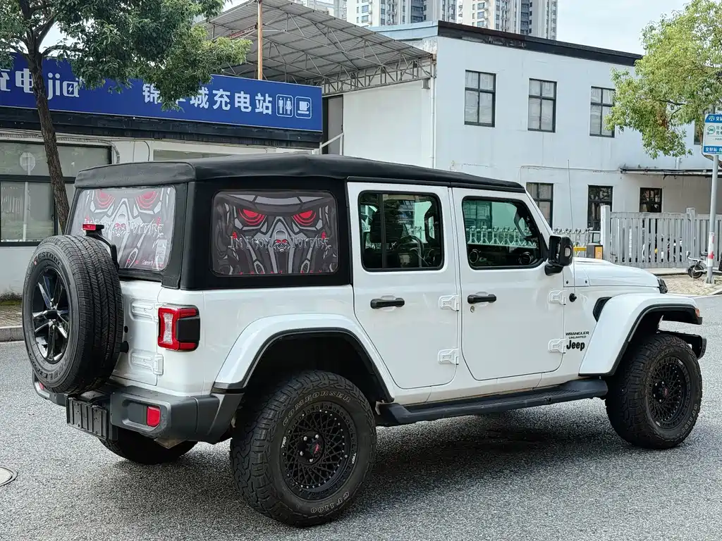 Jeep Wrangler — миниатюра 7