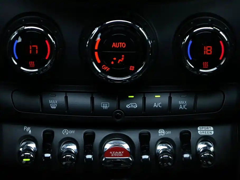 MINI Mini — миниатюра 24