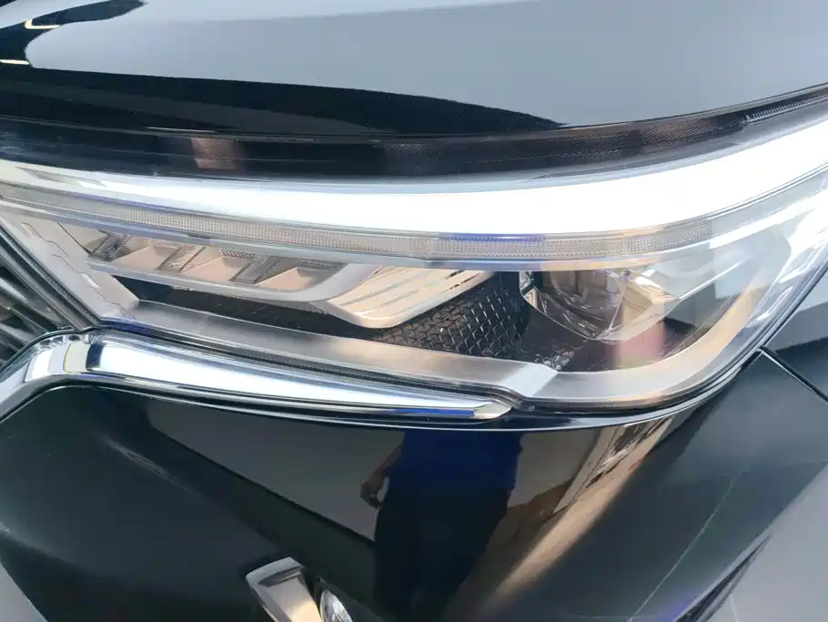Haval M6 — миниатюра 5