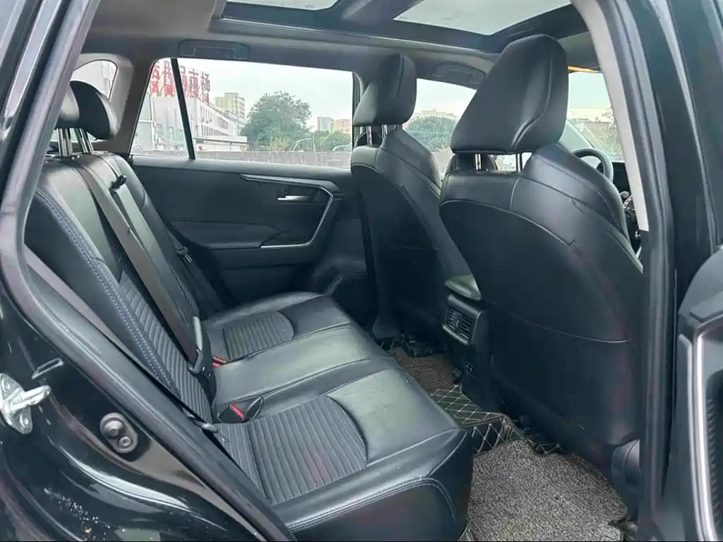 Toyota Wildlander — миниатюра 11