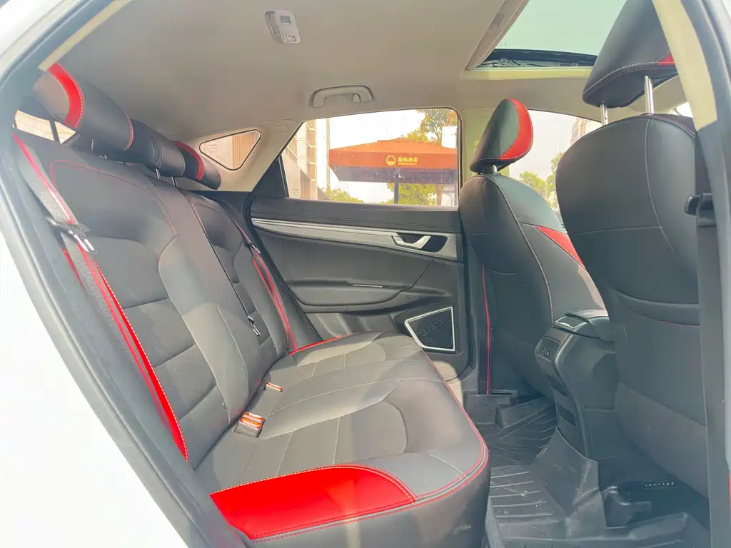 Geely Emgrand GS 1.4T CVT Elegant, фото 11
