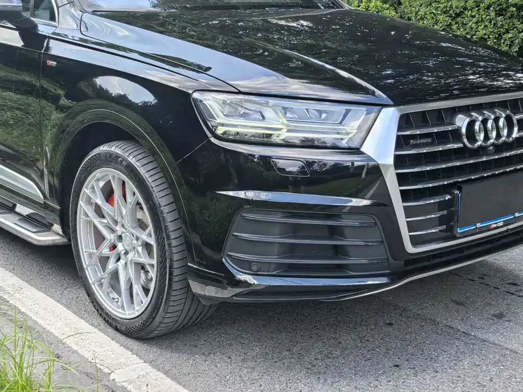 Audi Q7 — миниатюра 18