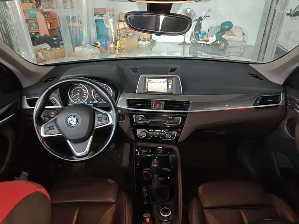 BMW X1 — миниатюра 10