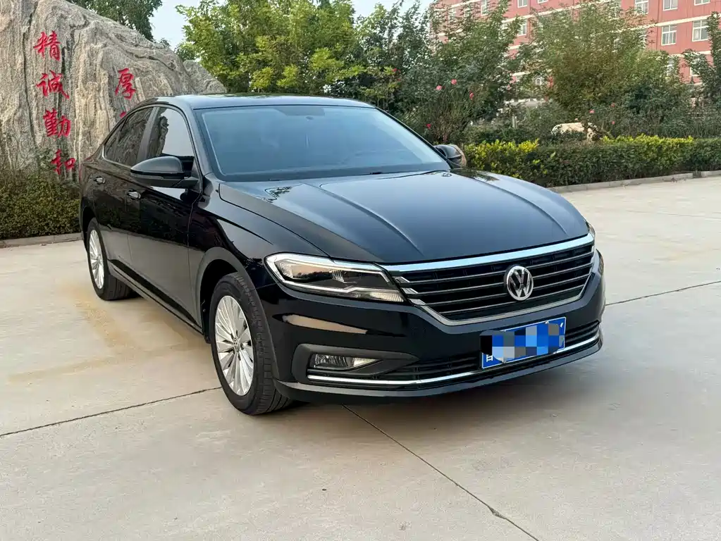 Volkswagen Lavida — миниатюра 2