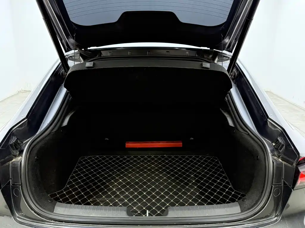 Changan UNI-V iDD — миниатюра 12