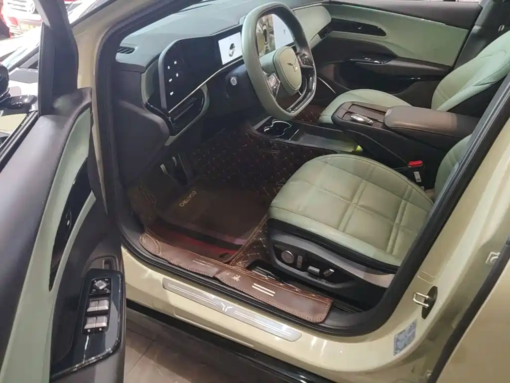 Hongqi Hongqi EH7 — миниатюра 16