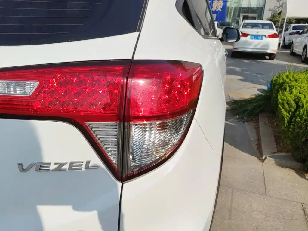 Honda Vezel — миниатюра 8