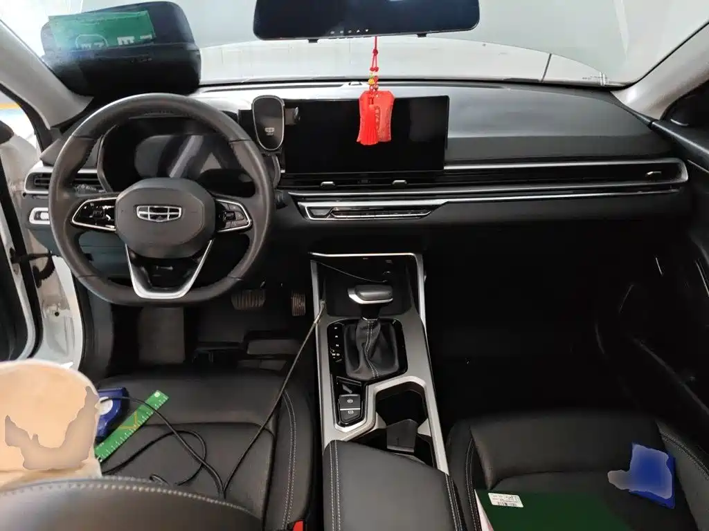Geely Emgrand — миниатюра 5