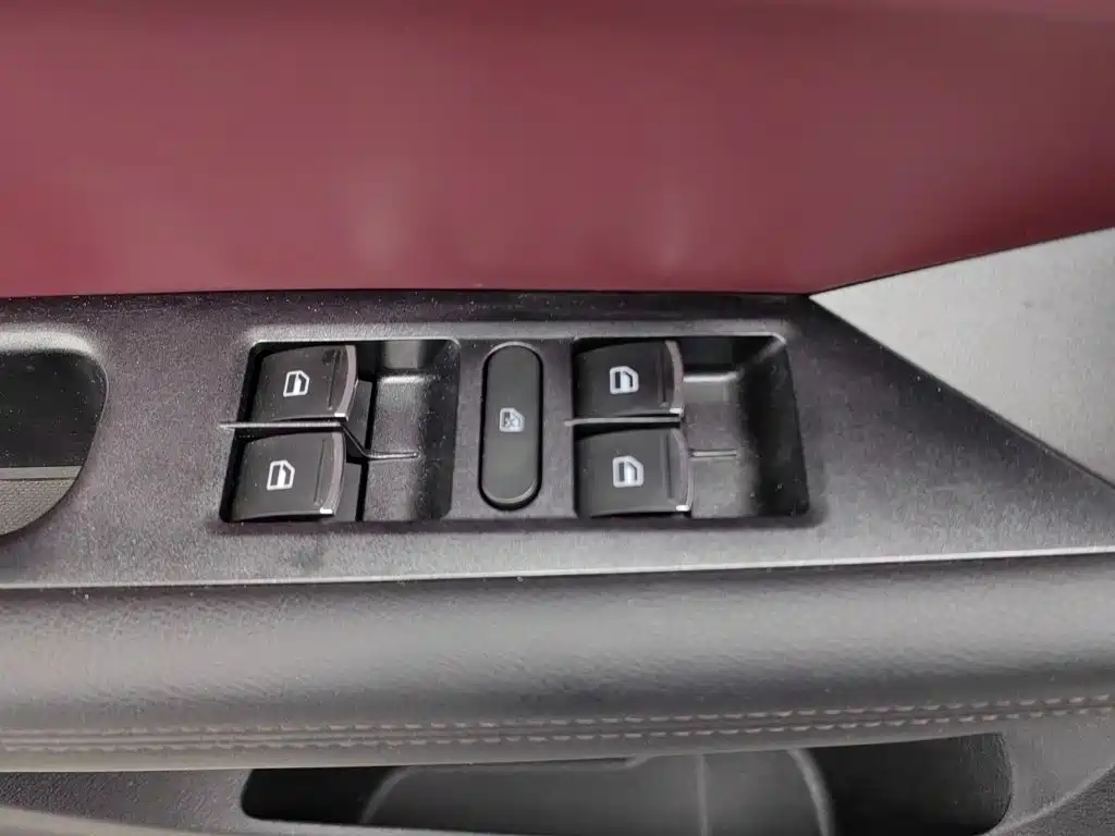 Haval H6 Coupe — миниатюра 9