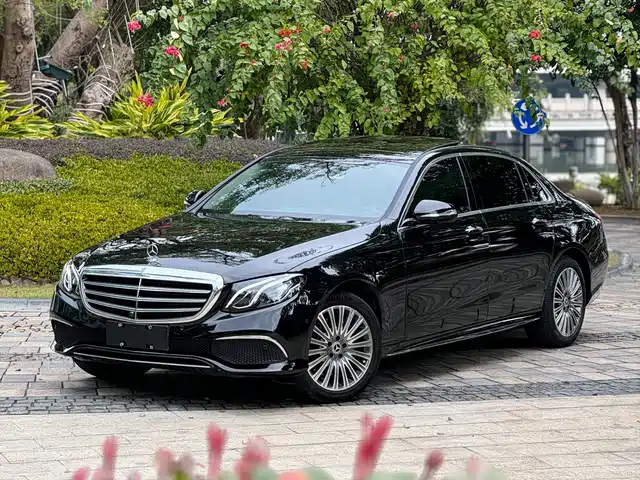 MERCEDES-BENZ E CLASS 2020