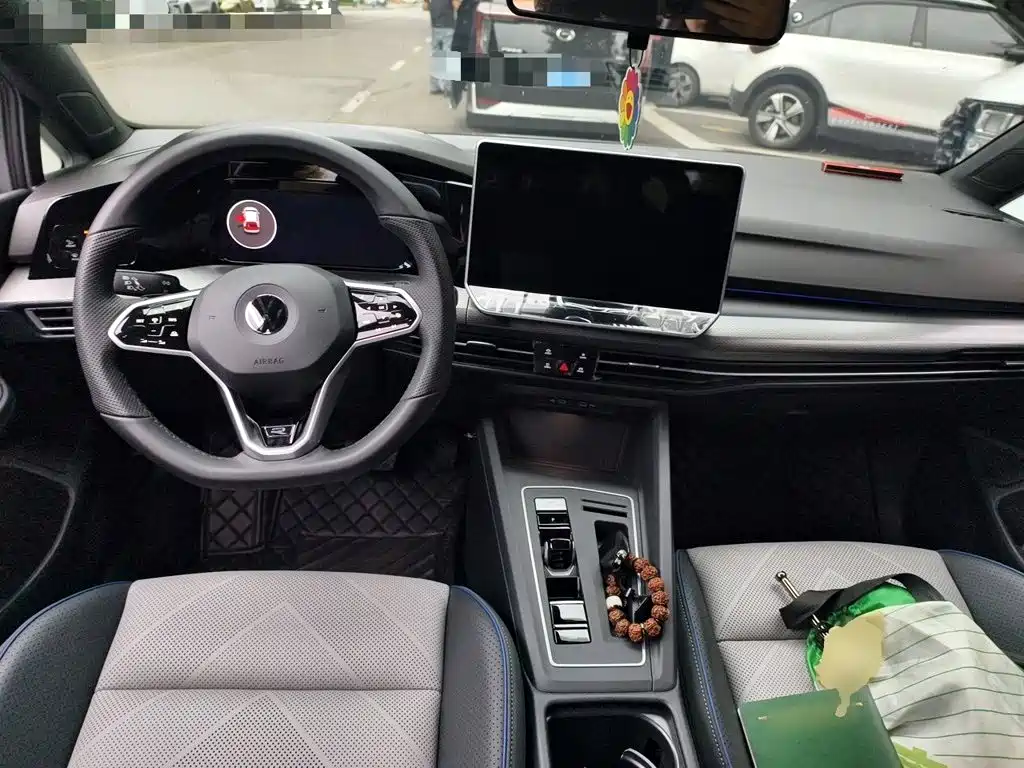 Volkswagen Golf — миниатюра 10