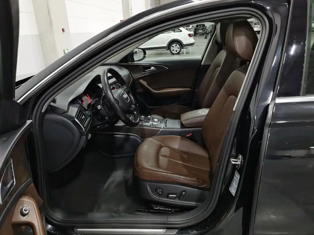 Audi A6L — миниатюра 10