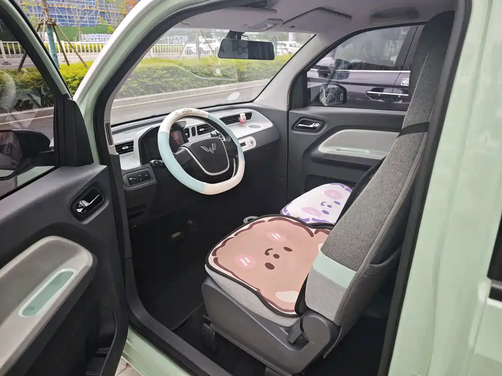 Wuling MINIEV — миниатюра 7