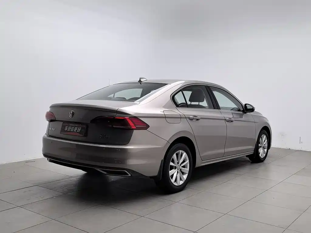 Volkswagen Bora — миниатюра 2