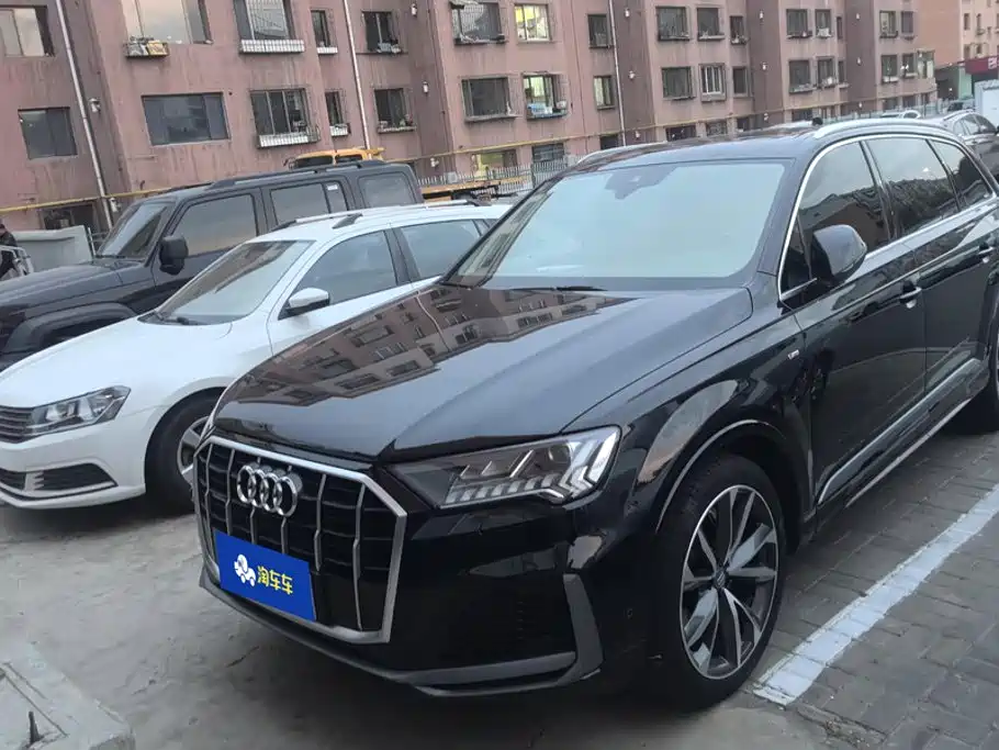 Audi Q7 — миниатюра 2