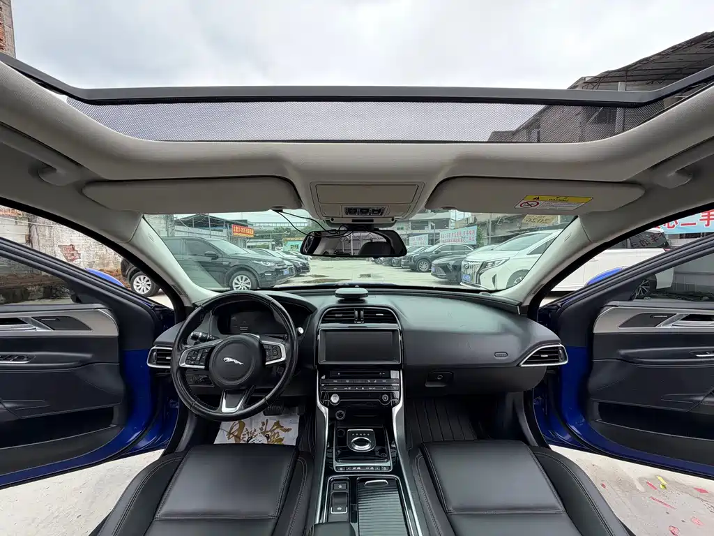 Jaguar XEL — миниатюра 10