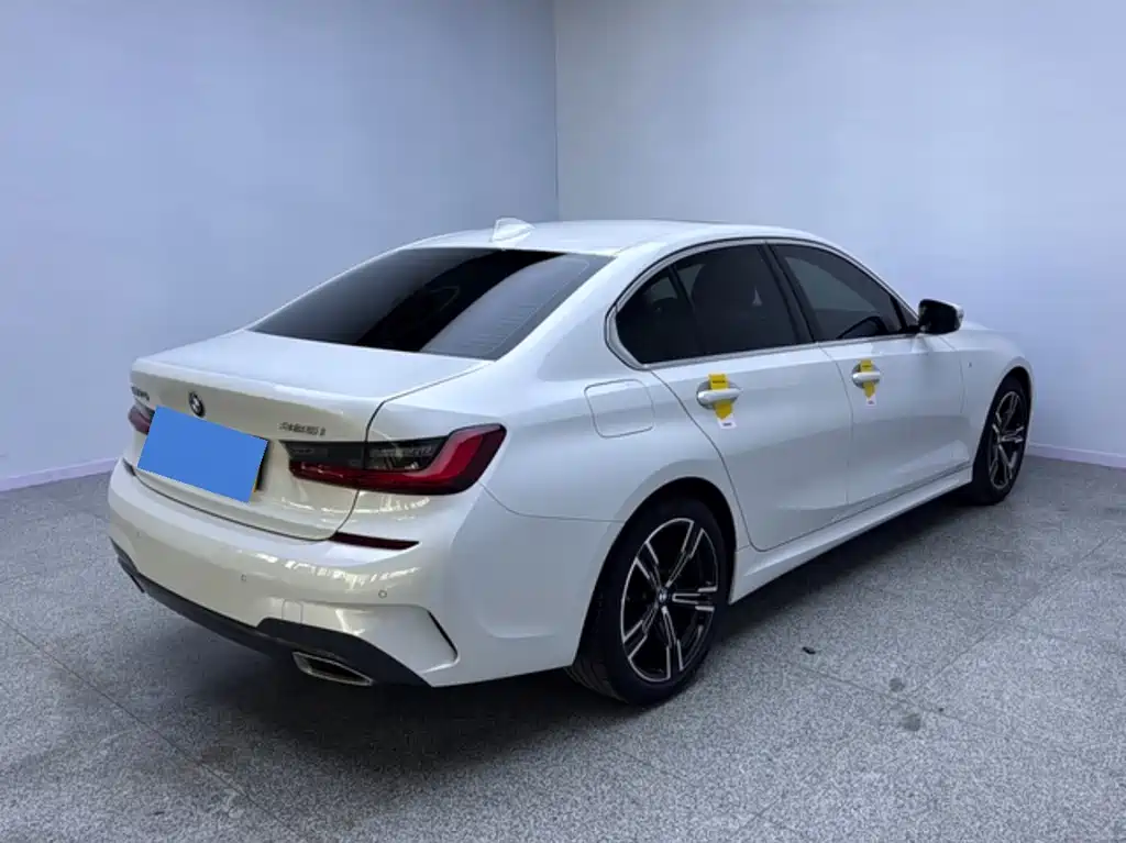 BMW 3 Series — миниатюра 9