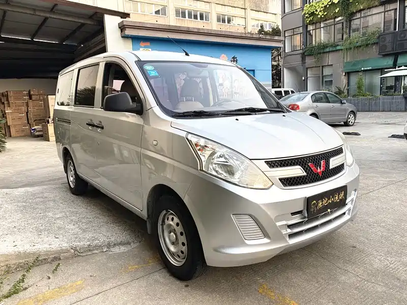 Wuling Rongguang V — миниатюра 15