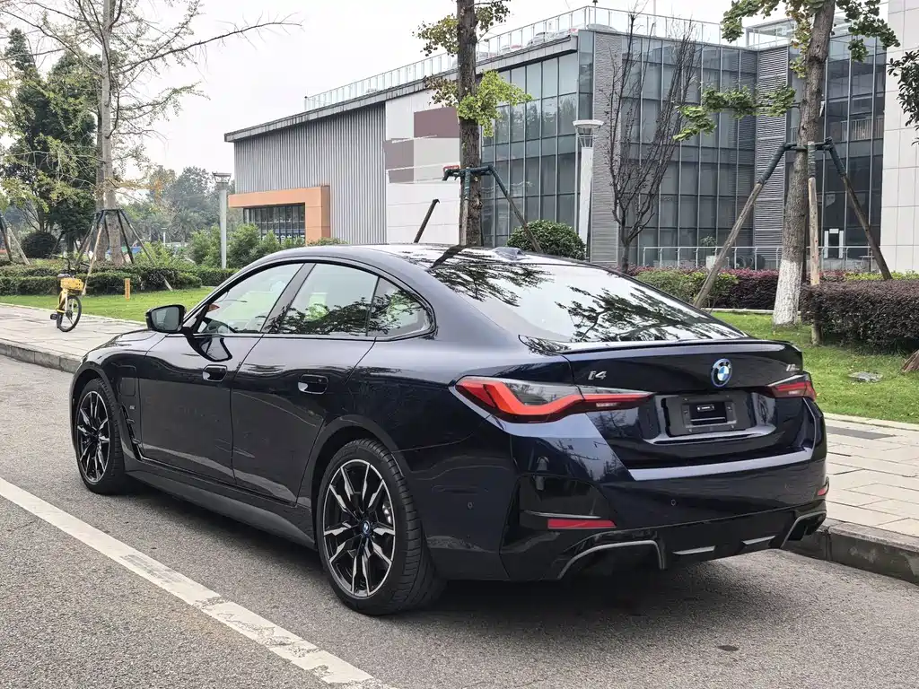 BMW i4 M — миниатюра 9