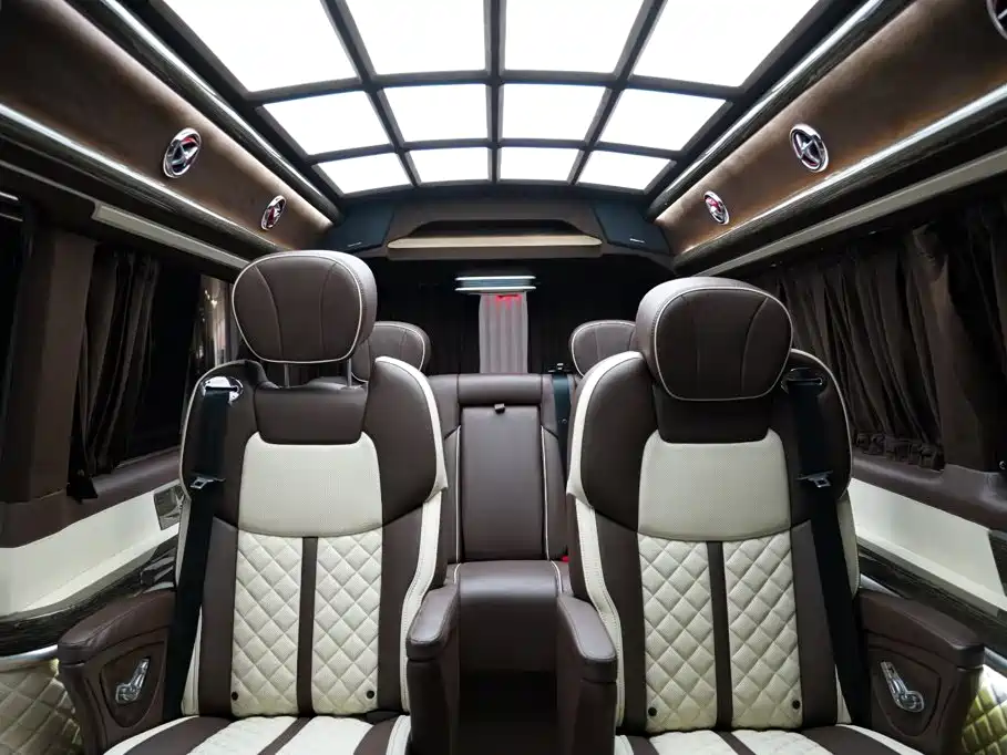 Volkswagen Caravelle — миниатюра 13
