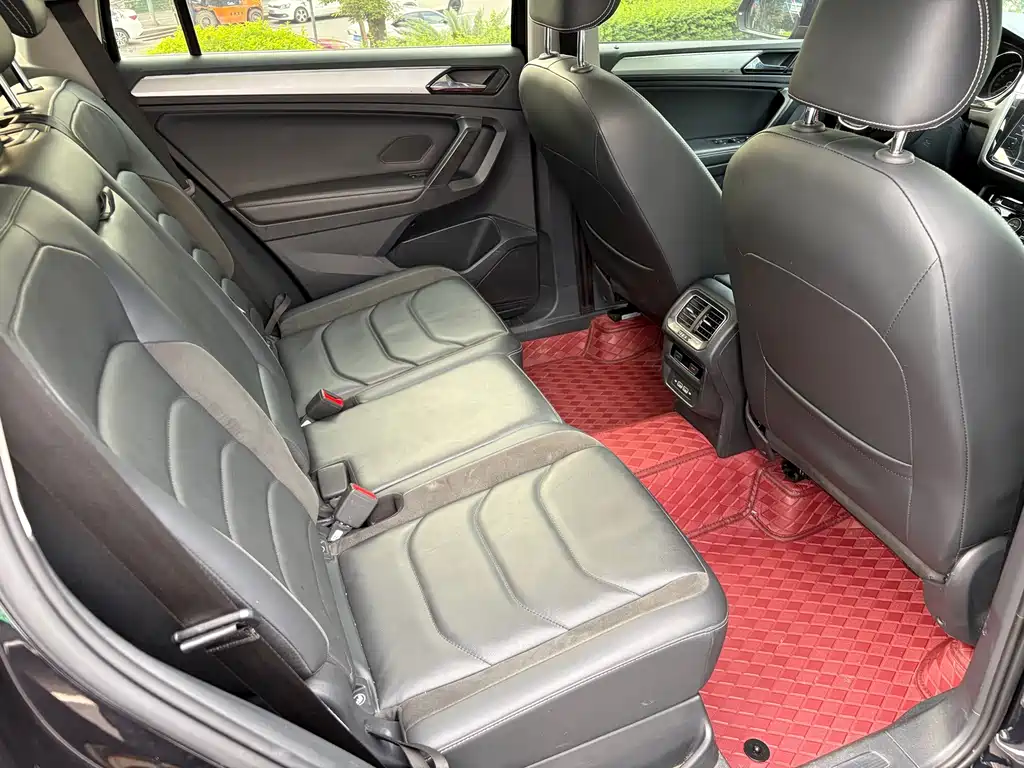 Volkswagen Tiguan L — миниатюра 15