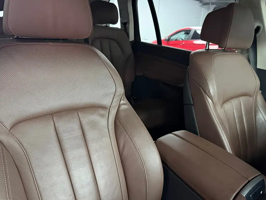 BMW X7 — миниатюра 12
