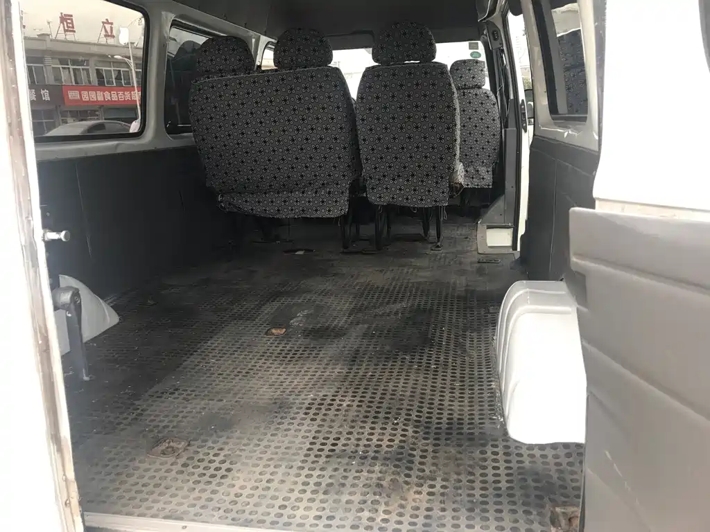 Ford Transit Classic — миниатюра 13