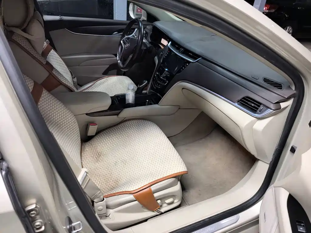 Cadillac XTS — миниатюра 10