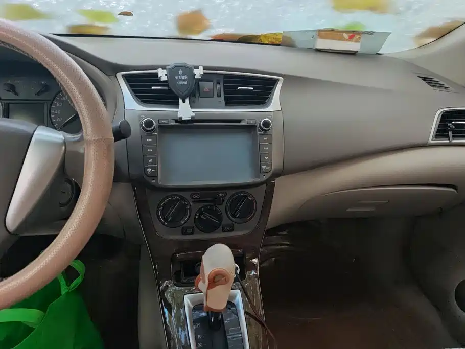 Nissan Sylphy — миниатюра 13