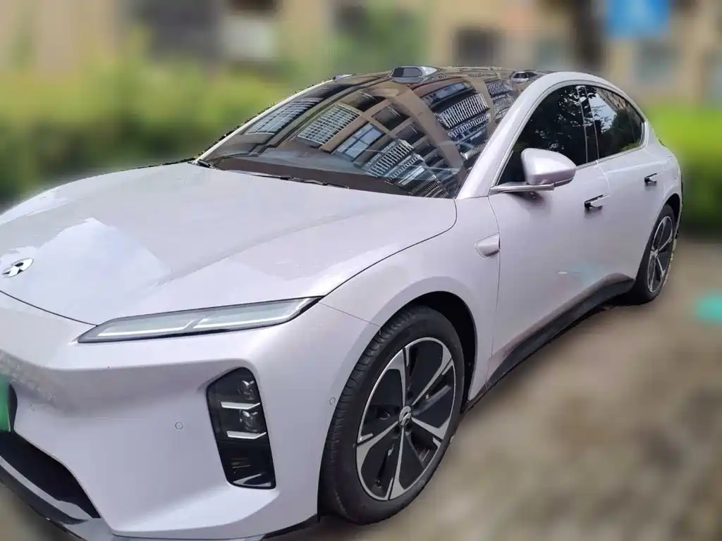 NIO ET5