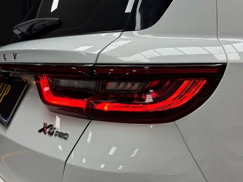 Geely Vision X6 — миниатюра 20