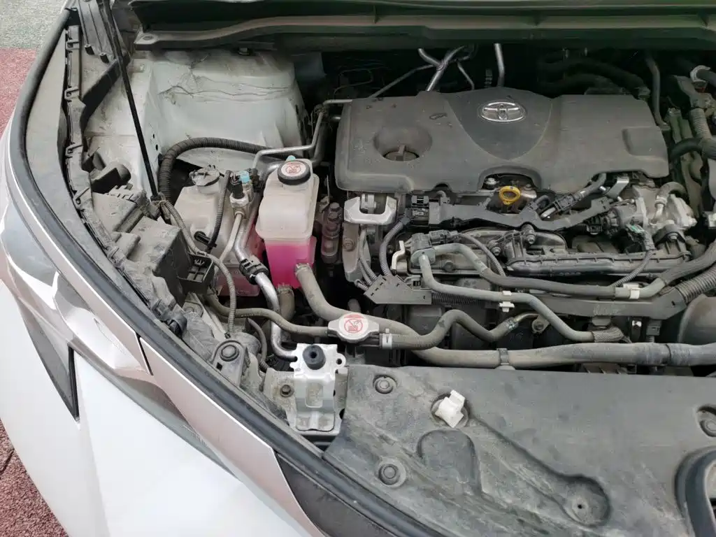 Toyota Sienna — миниатюра 20
