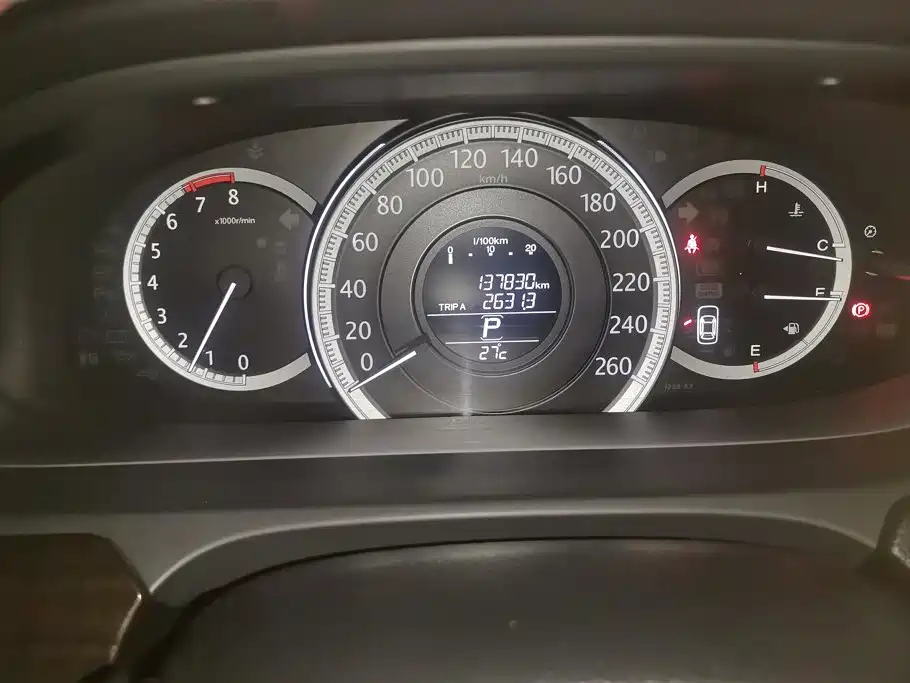 Honda Accord — миниатюра 14