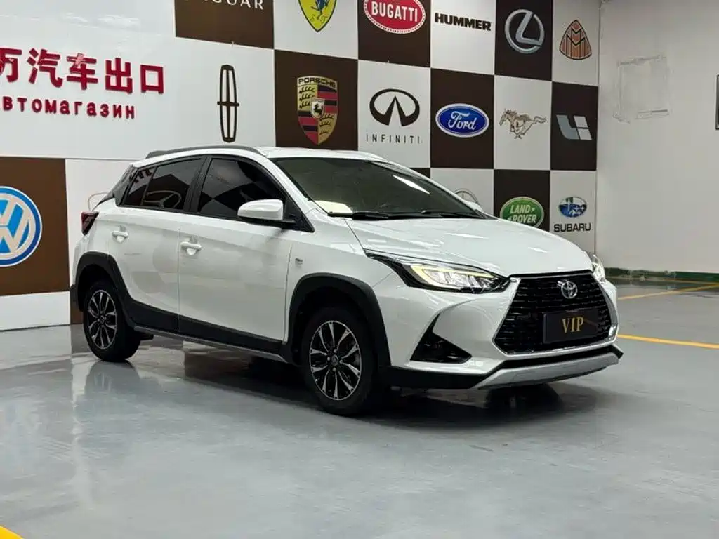 Toyota Yaris L — миниатюра 3