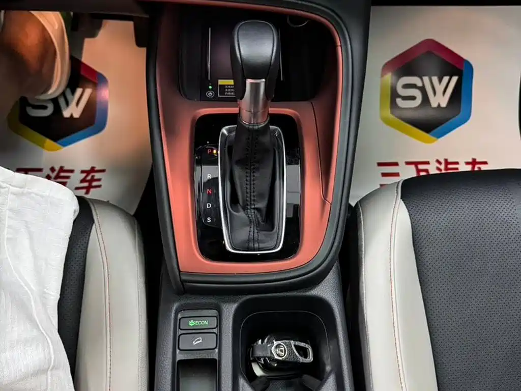 Honda Vezel — миниатюра 12