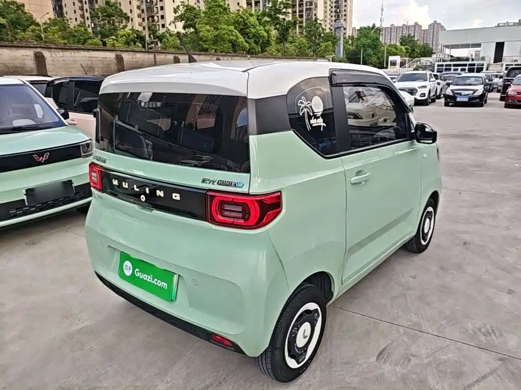 Wuling MINIEV — миниатюра 7