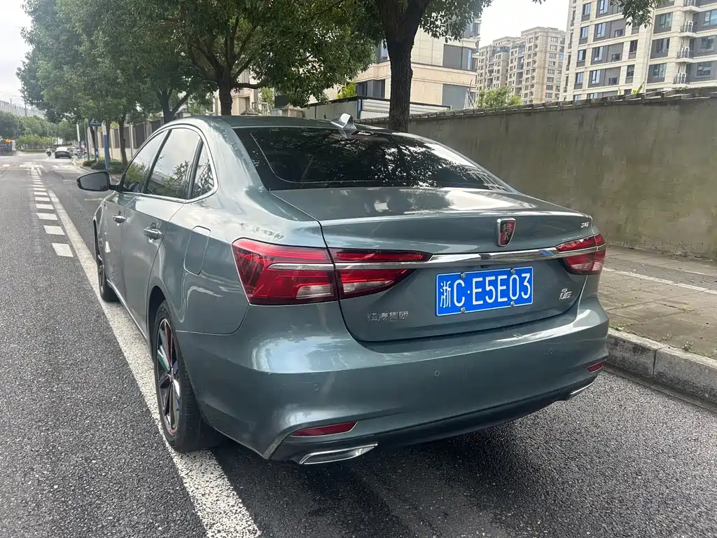 Roewe i6 Classic — миниатюра 9