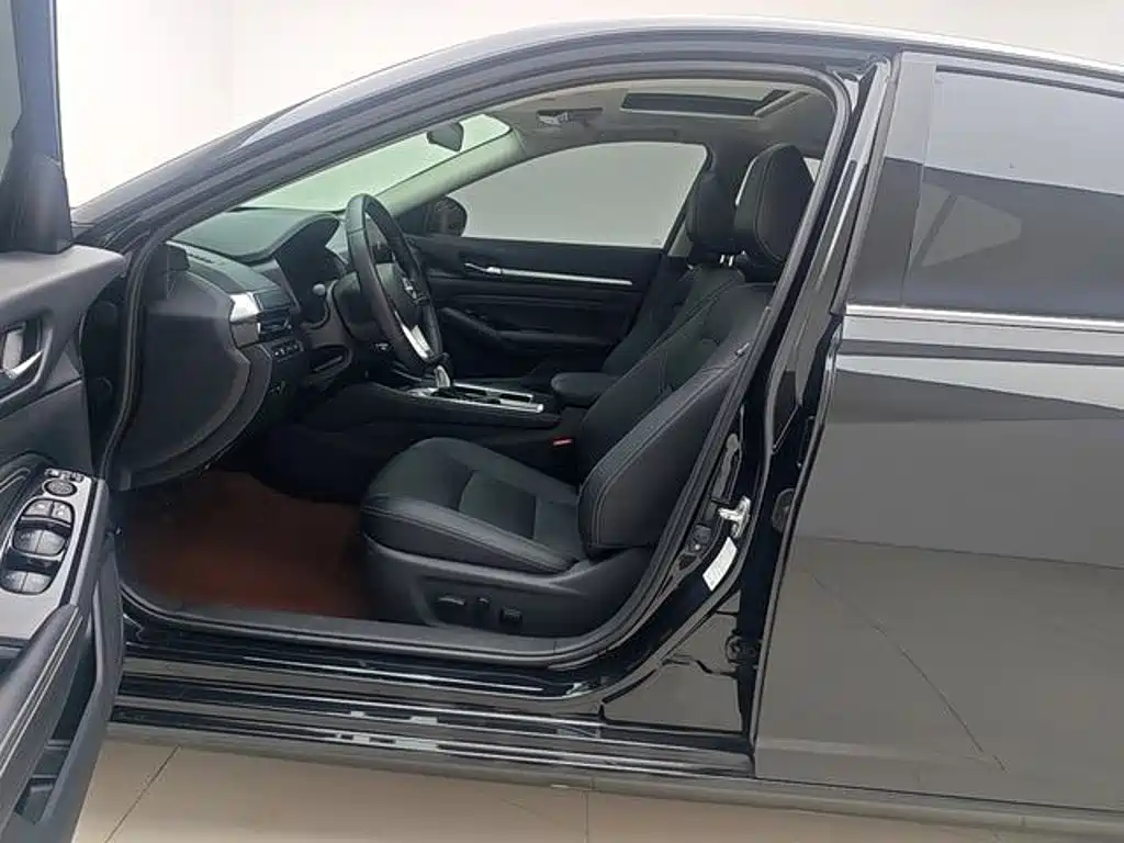 Nissan Teana — миниатюра 16
