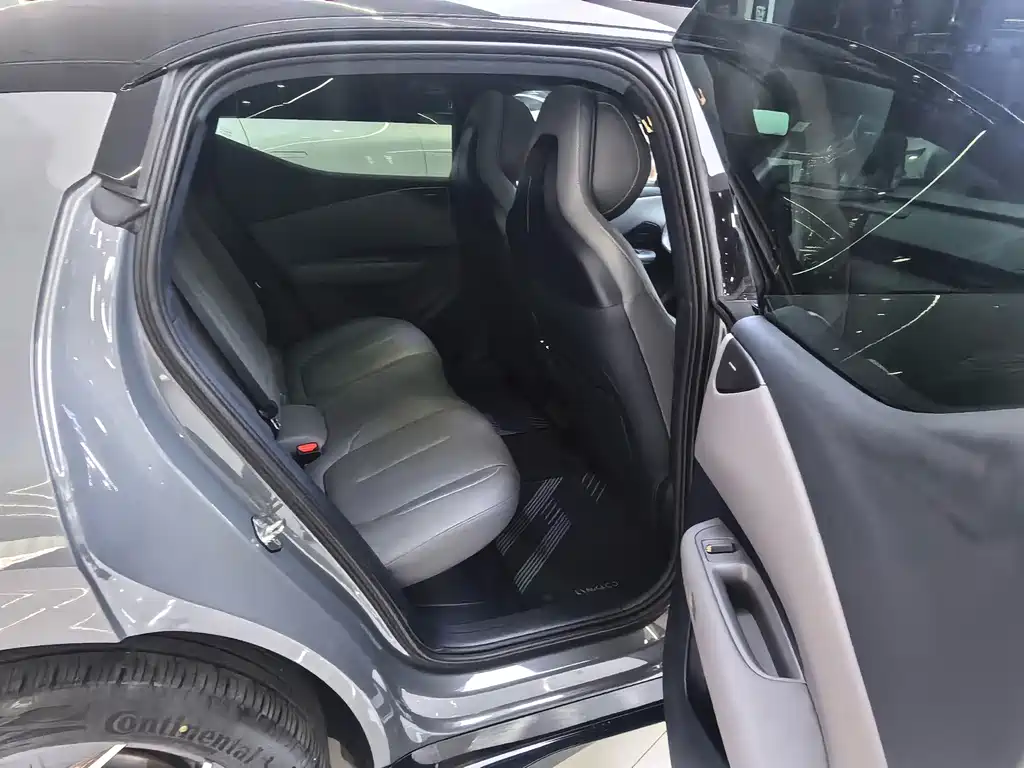 Lynk & Co Z20 — миниатюра 17