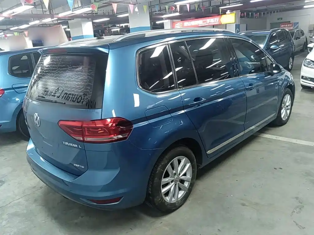 Volkswagen Touran — миниатюра 7