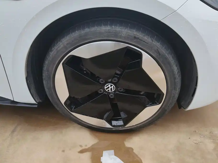 Volkswagen ID.3 — миниатюра 6