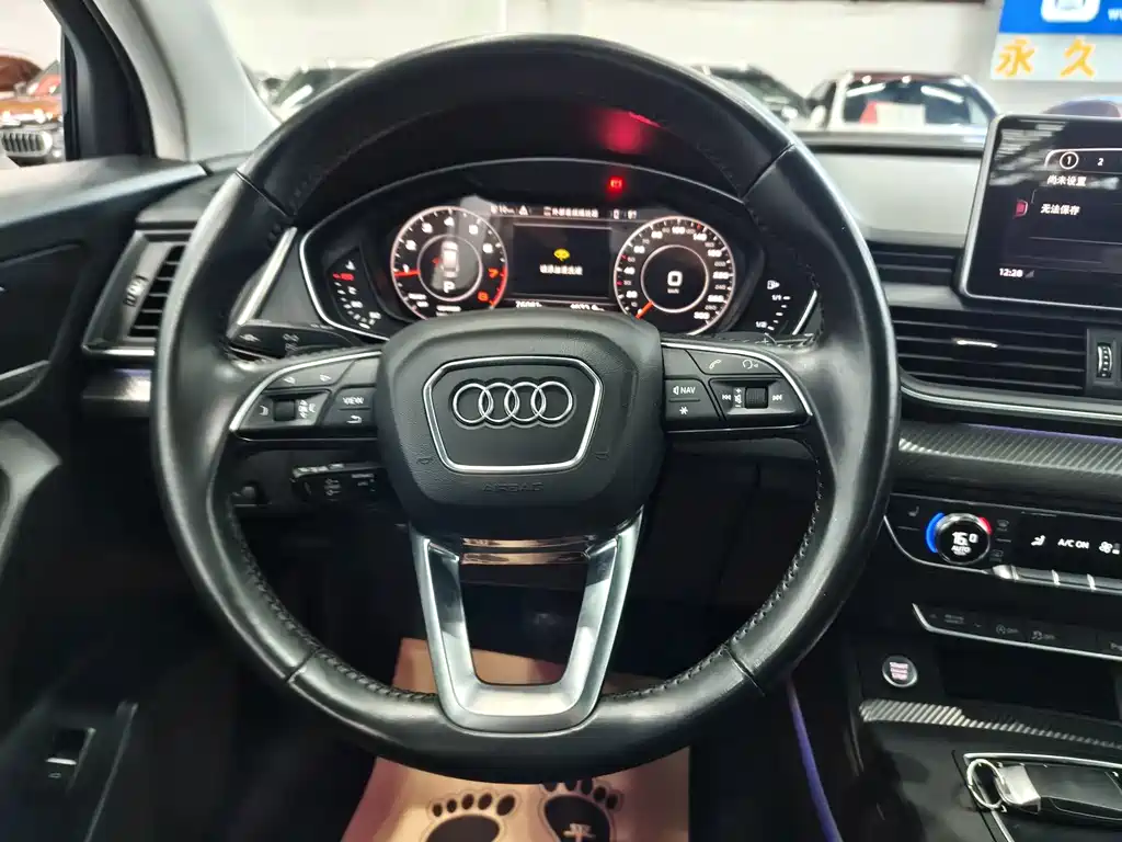 Audi Q5L — миниатюра 13