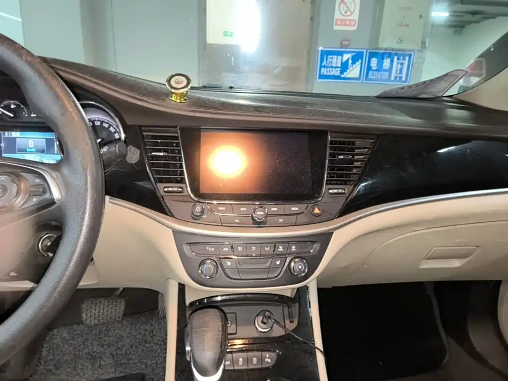 Buick Verano — миниатюра 13