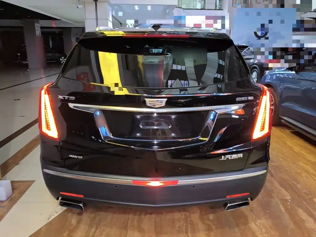 Cadillac XT5 — миниатюра 6