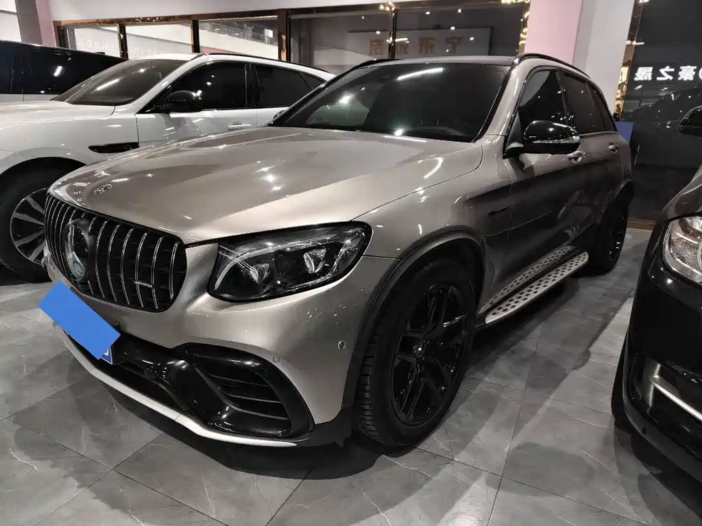 MERCEDES-BENZ GLC AMG