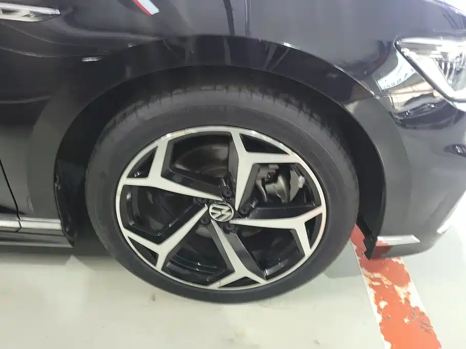 Volkswagen Magotan — миниатюра 6